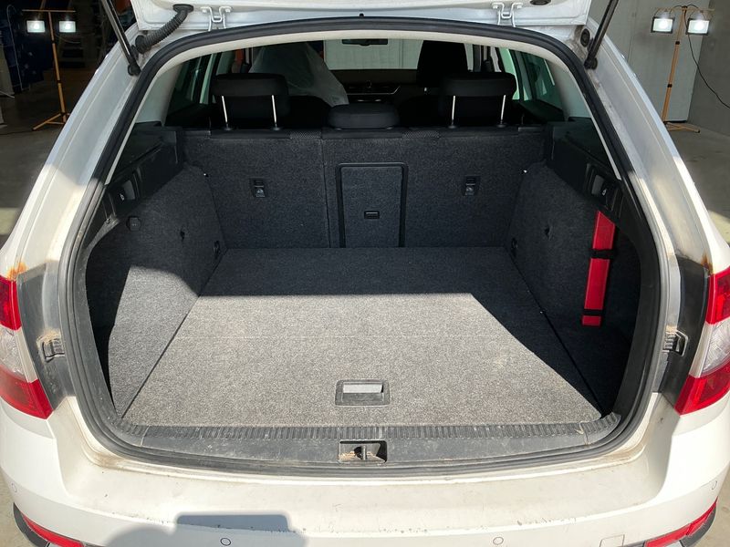 Skoda Octavia 2.0 TDI Scout 4x4 2015 – снимка 53