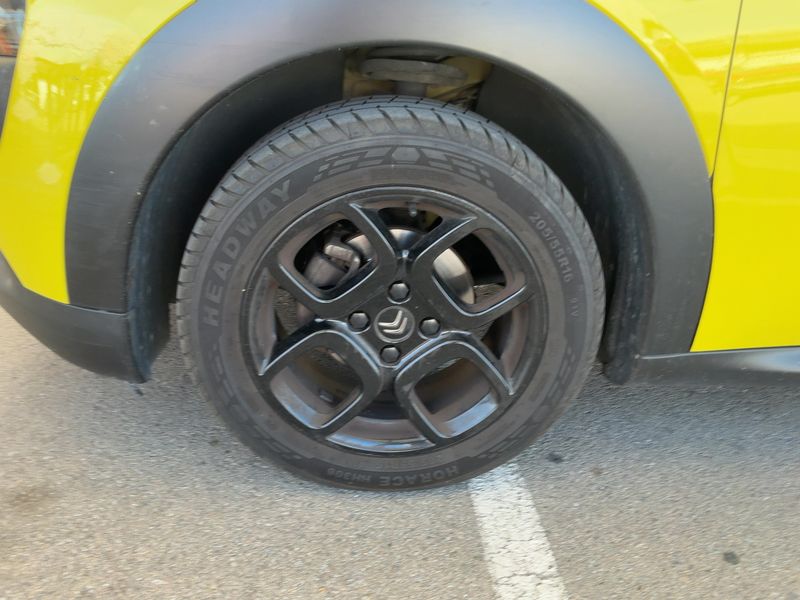 Citroen C4 Cactus 1.2 VTi Feel 2017 – снимка 3