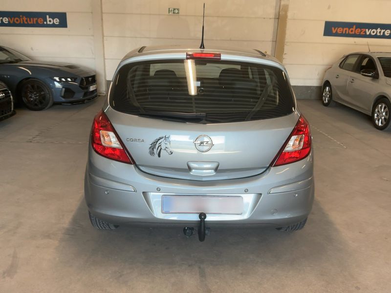 Opel Corsa 1.4 Innovation 2012 – снимка 7