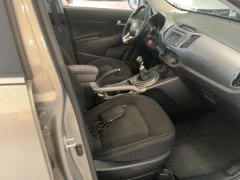 Kia Sportage 1.7 CRDi Active 2WD 2014 – снимка 17