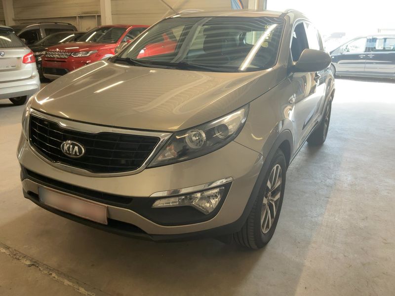 Kia Sportage 1.7 CRDi Active 2WD 2014 – снимка 2