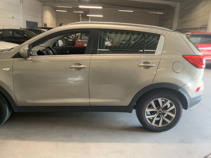 Kia Sportage 1.7 CRDi Active 2WD 2014 – снимка 4