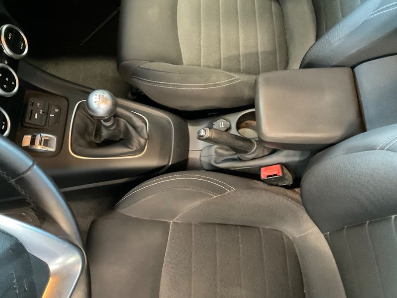 Alfa Romeo Giulietta 1.6 JTD Super 2016 – снимка 30