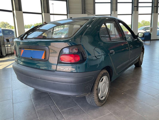 Renault Megane 1.4 Eco 1996 – снимка 2