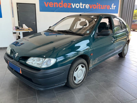 Renault Megane 1.4 Eco 1996 – снимка 1