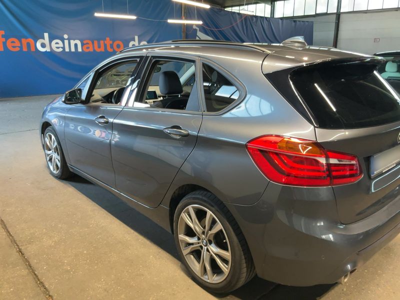BMW 2er 218d Active Tourer Sport Line 2019 – снимка 6