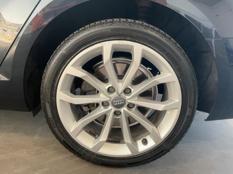 Audi A4 2.0 TDI quattro Sport 2019 – снимка 5