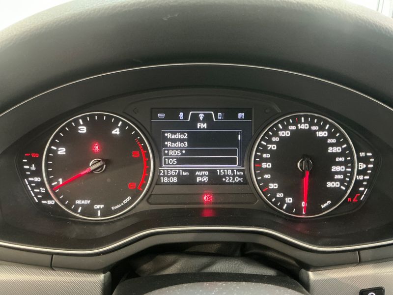 Audi A4 2.0 TDI quattro Sport 2019 – снимка 18