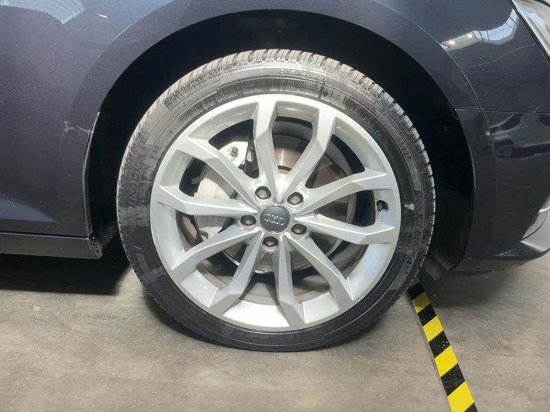 Audi A4 2.0 TDI quattro Sport 2019 – снимка 11