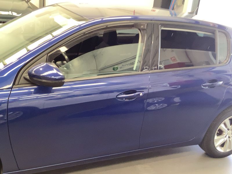Peugeot 308 1.6 Blue-HDi Active 2018 – снимка 4