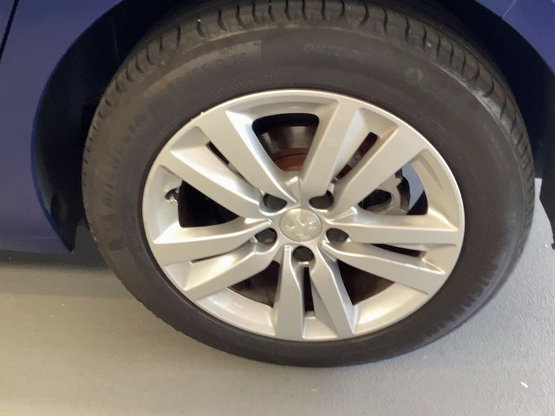 Peugeot 308 1.6 Blue-HDi Active 2018 – снимка 5