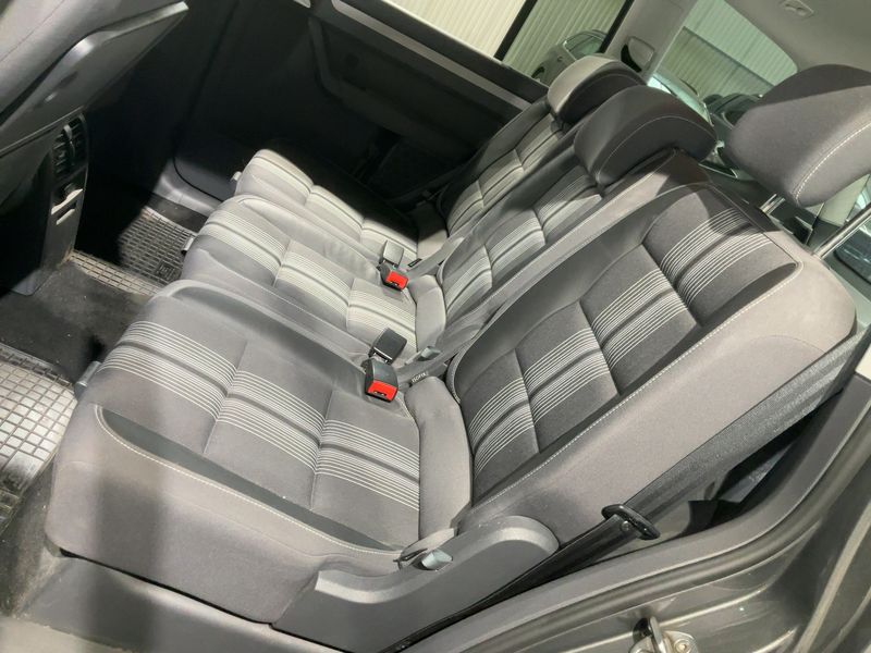 Volkswagen Touran 1.4 TSI Match 2012 – снимка 20