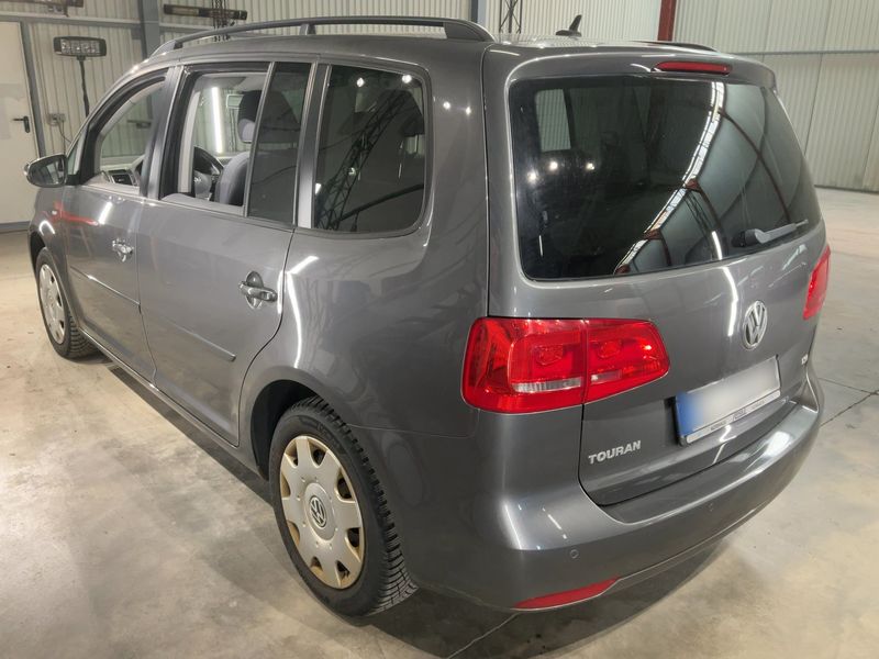 Volkswagen Touran 1.4 TSI Match 2012 – снимка 6