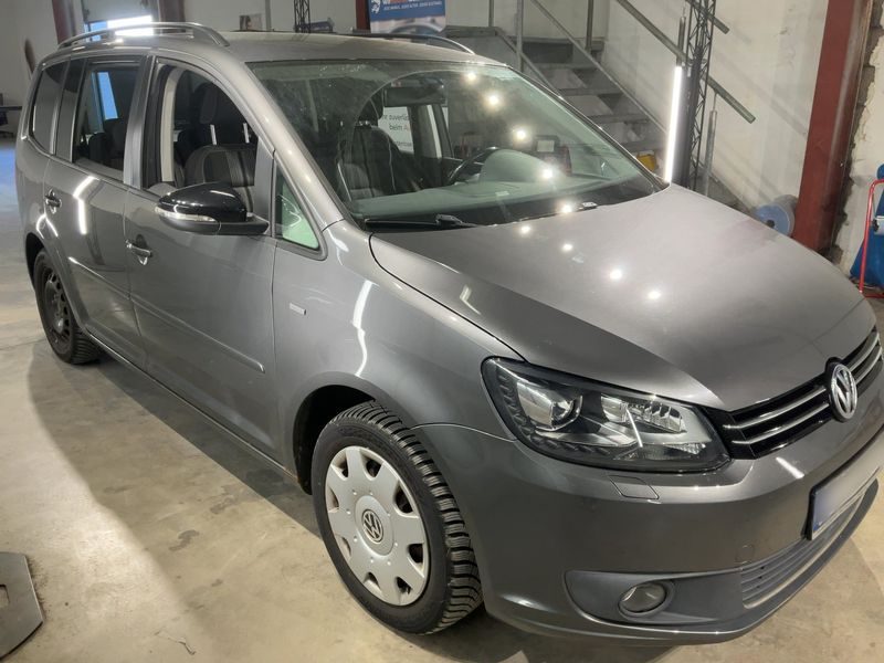 Volkswagen Touran 1.4 TSI Match 2012 – снимка 12
