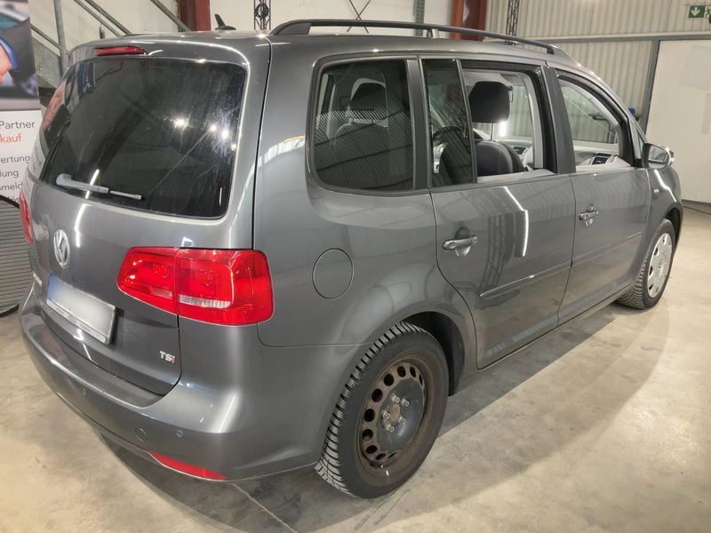 Volkswagen Touran 1.4 TSI Match 2012 – снимка 8