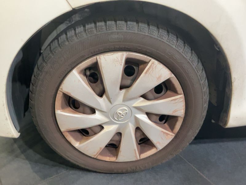 Toyota Aygo 1.0 Now 2012 – снимка 3