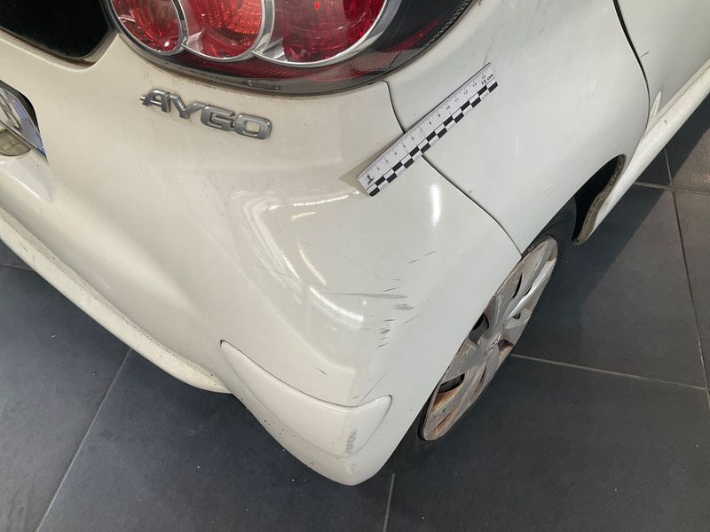 Toyota Aygo 1.0 Now 2012 – снимка 31