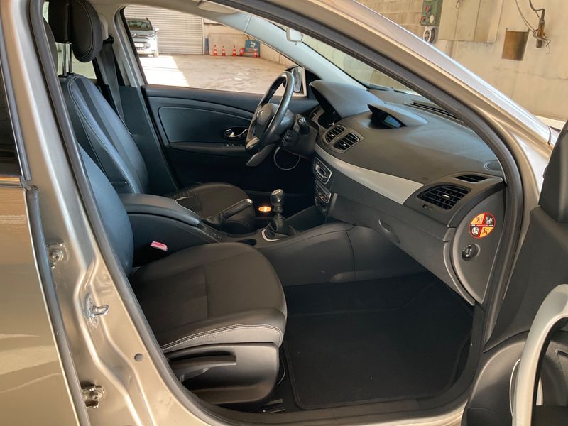 Renault Fluence 1.5 dCi Dynamique 2012 – снимка 3