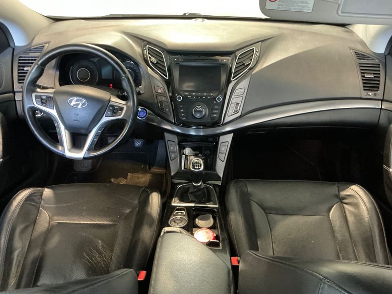 Hyundai i40 1.7 CRDi Pack Business Limited 2013 – снимка 12