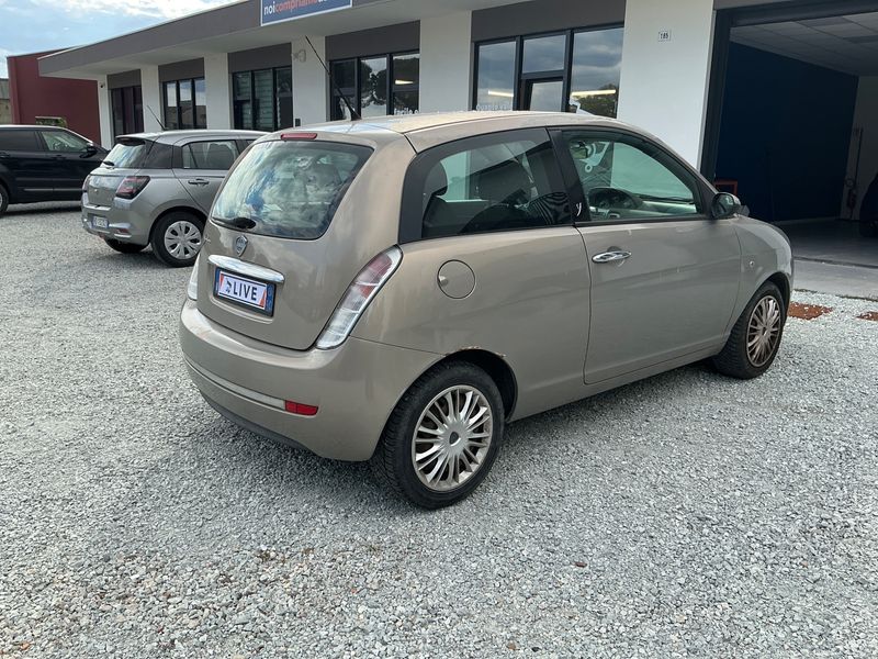 Lancia Ypsilon 1.2 Oro Plus 2008 – снимка 2