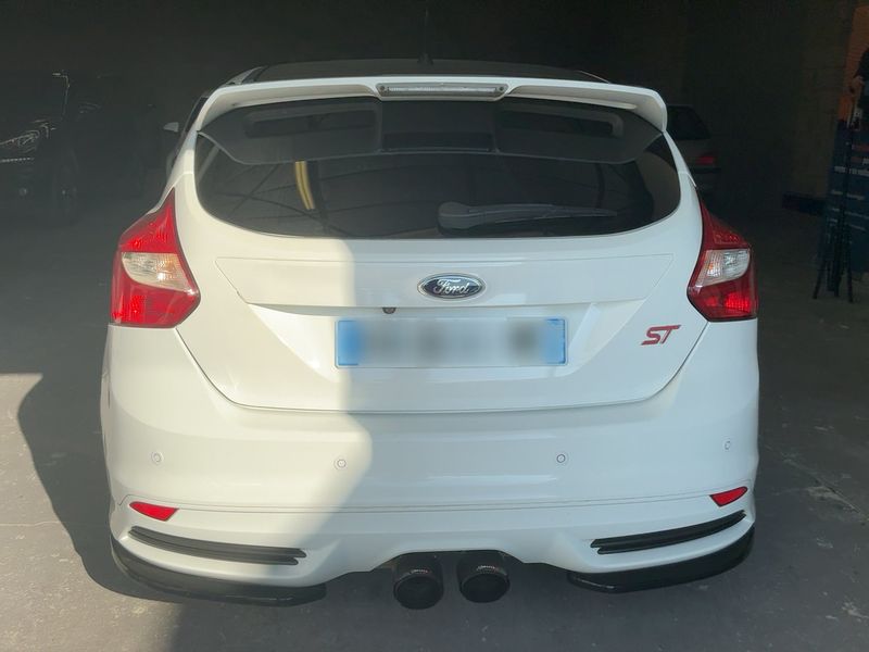 Ford Focus 2.0 EcoBoost ST 2014 – снимка 7