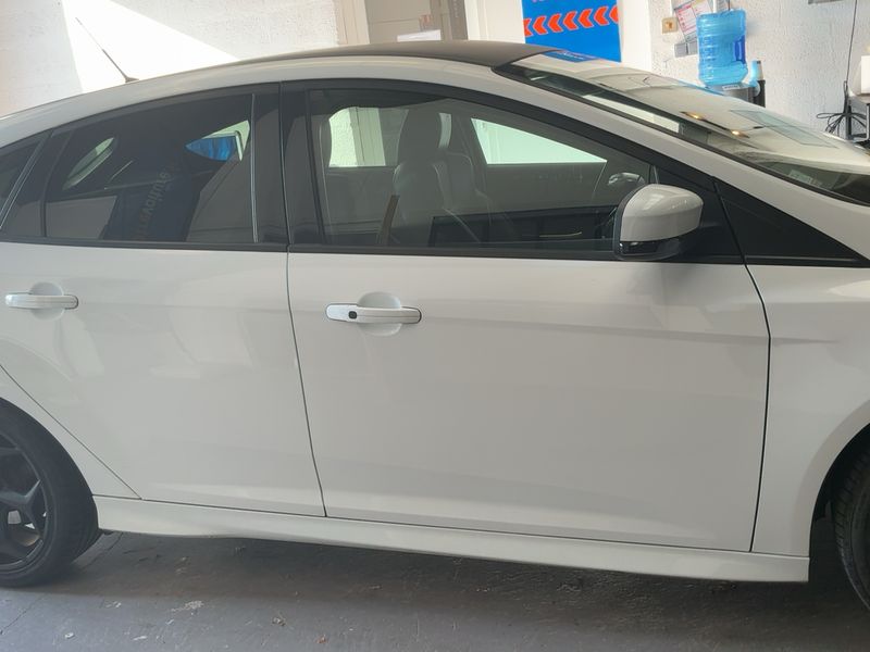 Ford Focus 2.0 EcoBoost ST 2014 – снимка 10