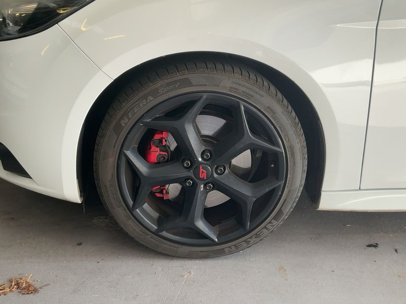 Ford Focus 2.0 EcoBoost ST 2014 – снимка 3