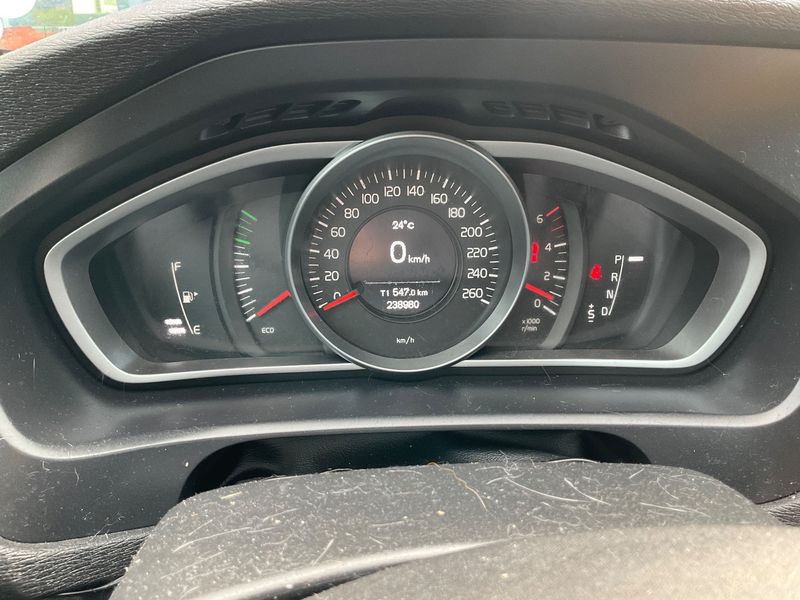 Volvo V40 Cross Country 2.0 D3 Nova Plus Edition 2013 – снимка 18