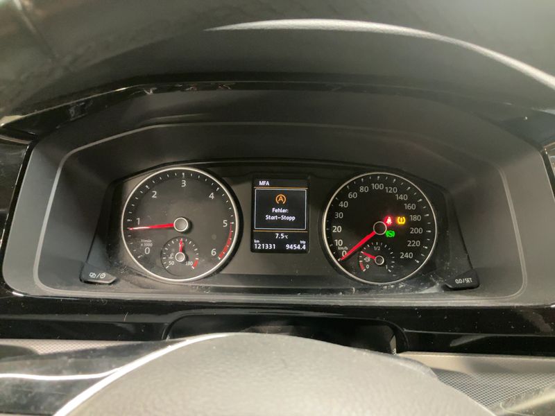 Volkswagen T6 Multivan 2.0 TDI Highline 4Motion 2017 – снимка 19