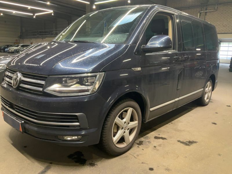 Volkswagen T6 Multivan 2.0 TDI Highline 4Motion 2017 – снимка 2