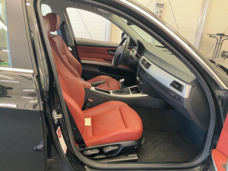 BMW 3er 330d 2010 – снимка 11