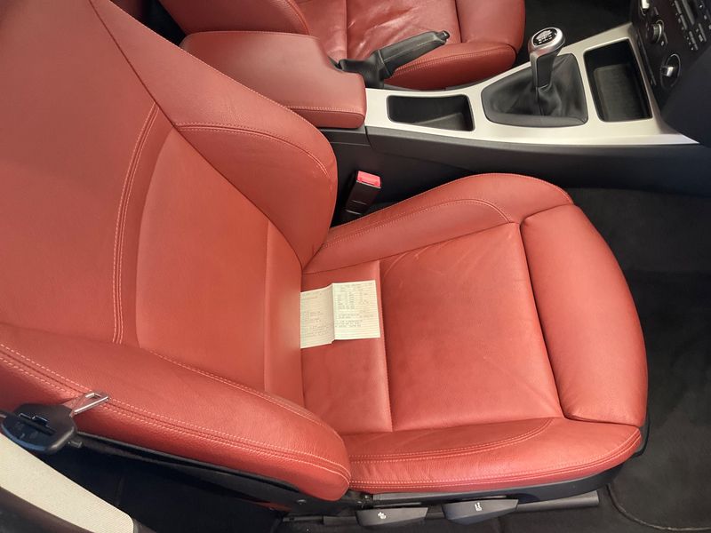 BMW 3er 330d 2010 – снимка 35