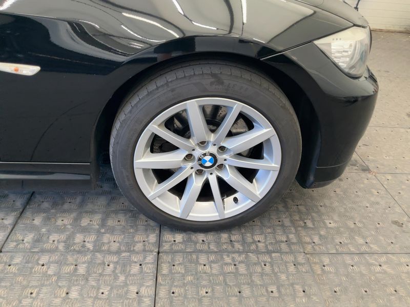 BMW 3er 330d 2010 – снимка 20