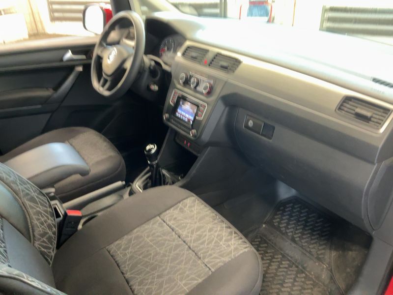 Volkswagen Caddy 2.0 TDI Trendline BlueMotion Tech 2017 – снимка 16