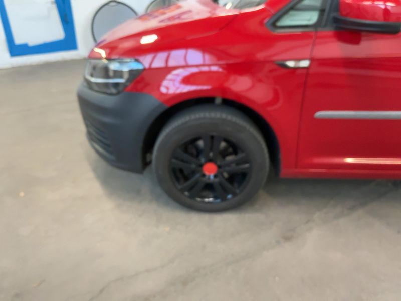 Volkswagen Caddy 2.0 TDI Trendline BlueMotion Tech 2017 – снимка 3