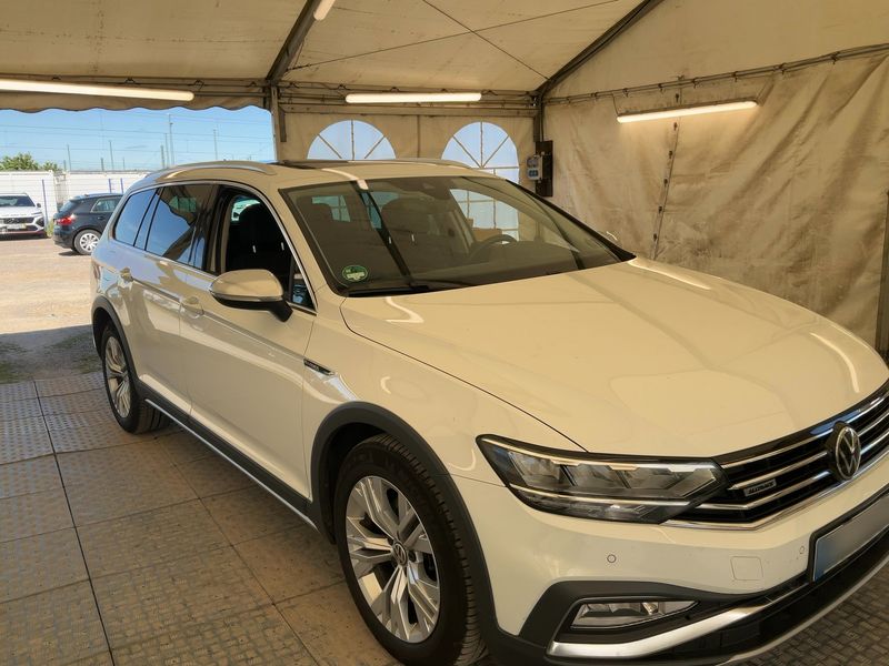 Volkswagen Passat Alltrack 2.0 TDI 4Motion 2021 – снимка 12
