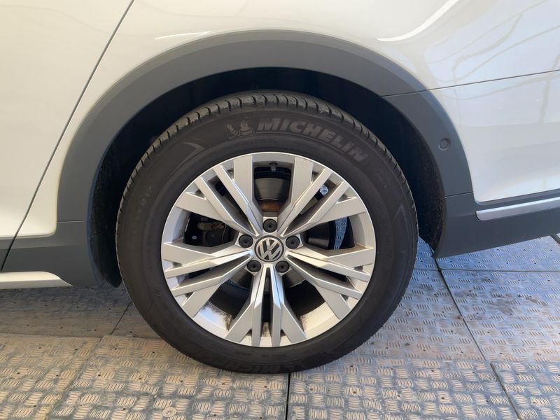 Volkswagen Passat Alltrack 2.0 TDI 4Motion 2021 – снимка 5
