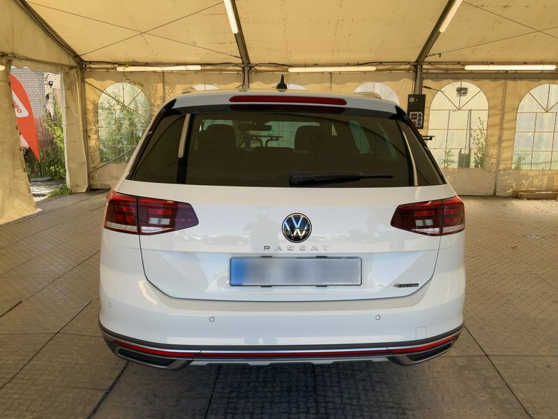 Volkswagen Passat Alltrack 2.0 TDI 4Motion 2021 – снимка 7