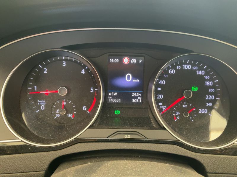 Volkswagen Passat Alltrack 2.0 TDI 4Motion 2021 – снимка 18