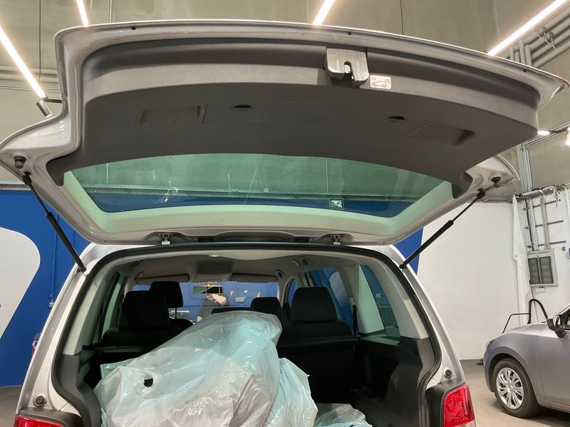 Volkswagen Touran 2.0 TDI Goal 2006 – снимка 37