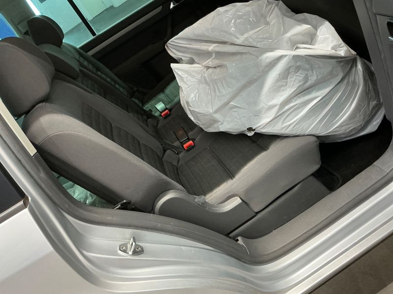 Volkswagen Touran 2.0 TDI Goal 2006 – снимка 38
