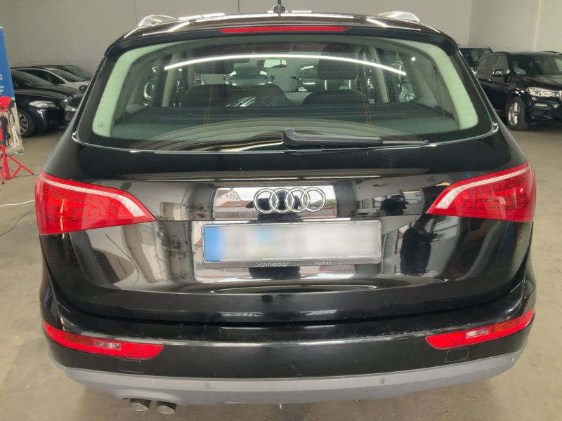 Audi Q5 2.0 TDI quattro 2011 – снимка 7