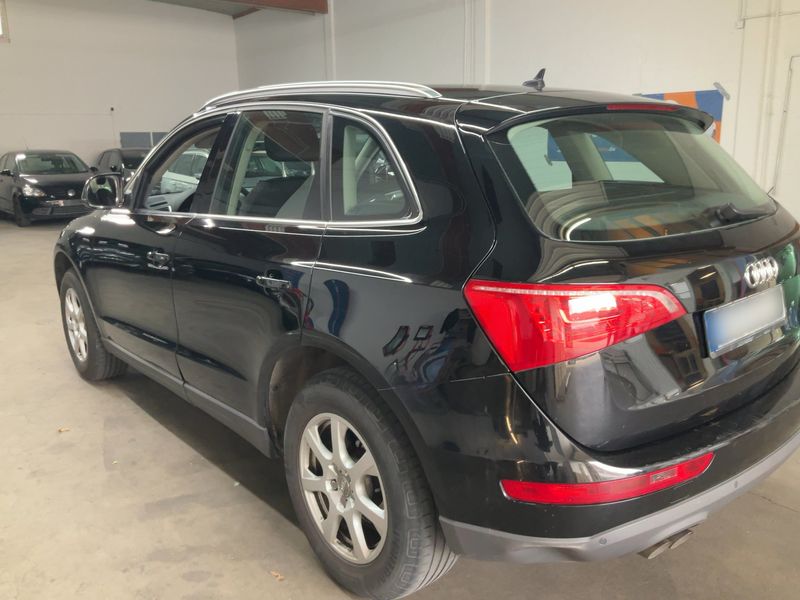 Audi Q5 2.0 TDI quattro 2011 – снимка 6