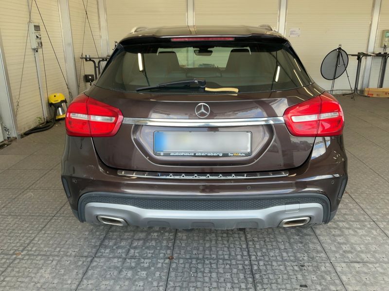Mercedes-Benz GLA-Klasse GLA 220 d AMG Line 2015 – снимка 7