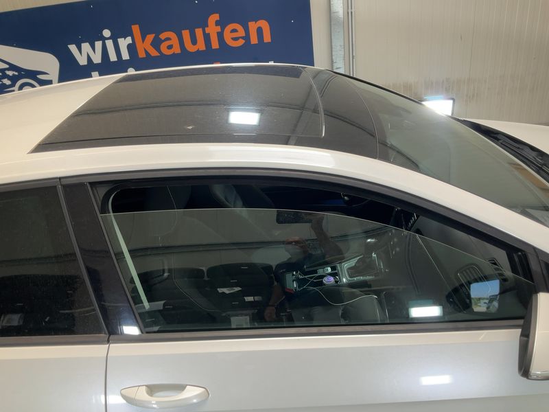 Volkswagen Golf VII 2.0 TDI Highline BlueMotion Tech 2013 – снимка 13