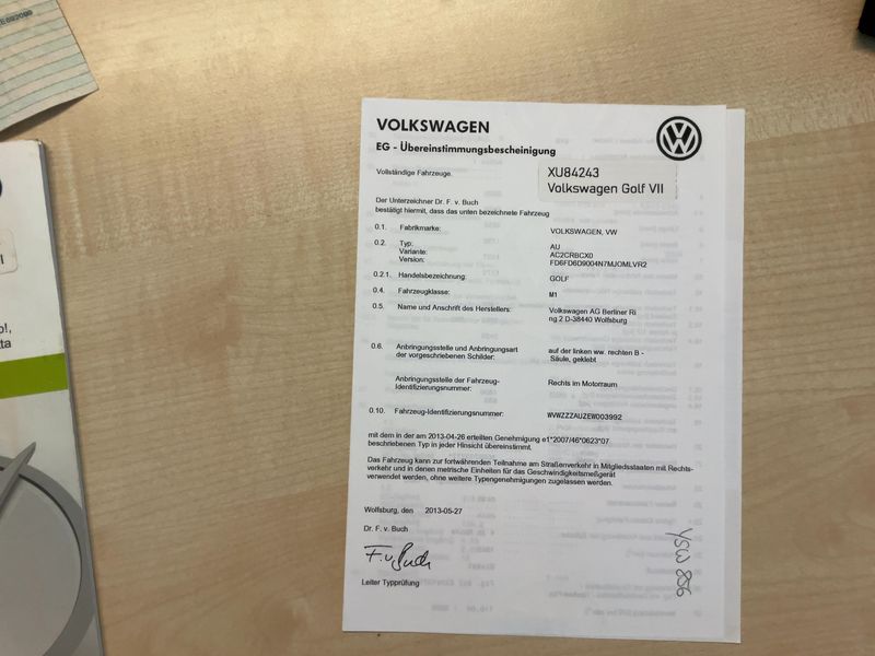 Volkswagen Golf VII 2.0 TDI Highline BlueMotion Tech 2013 – снимка 21