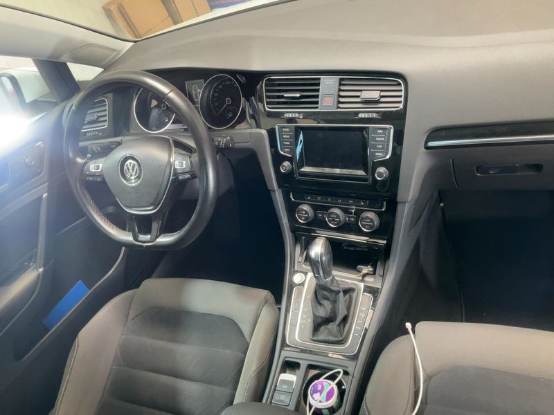 Volkswagen Golf VII 2.0 TDI Highline BlueMotion Tech 2013 – снимка 17