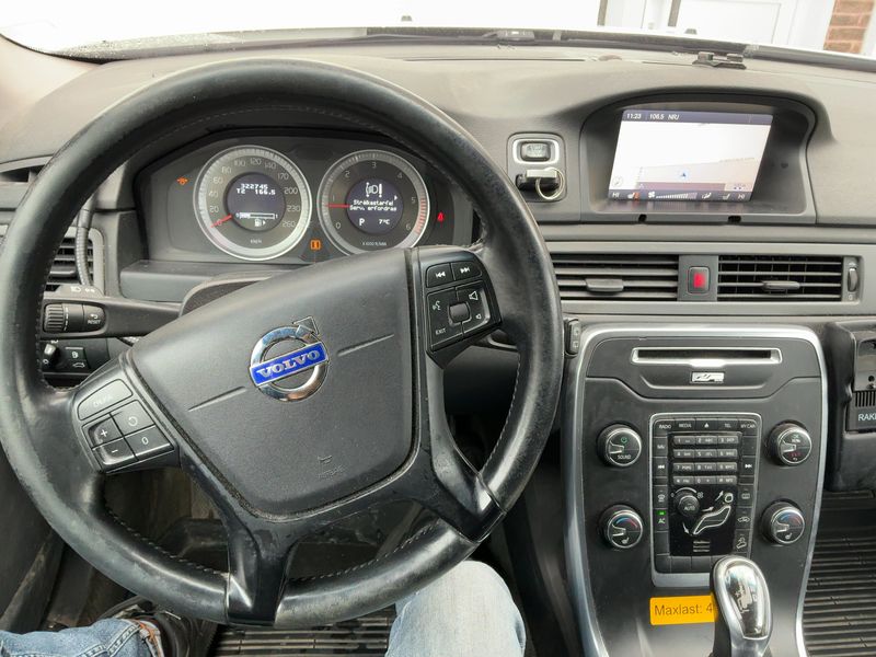 Volvo XC70 2.4 D5 Kinetic AWD 2012 – снимка 18