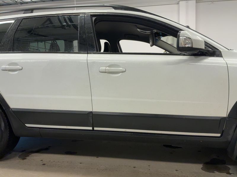 Volvo XC70 2.4 D5 Kinetic AWD 2012 – снимка 10