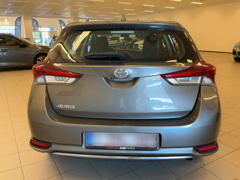 Toyota Auris 1.3 Comfort 2018 – снимка 7